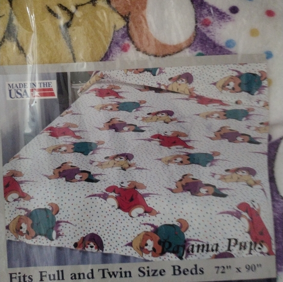 Vintage Pajama Pups Blanket New Old Stock 72” x 90” Twin & Full Size Made in USA - Picture 3 of 8